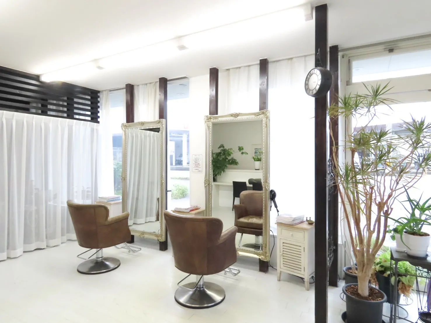 エクロジエ美容室